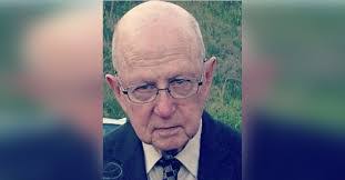 Howard Riddle's Instagram, Twitter & Facebook