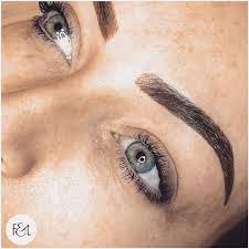 Danielle S Gorgeous Combo Brows For Ultimate Definition And Glamour Try A Combination Of Ombre And Microblading Hair Strokes Combo Brows Cosmetic Tattoo Brows