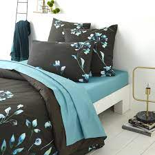 Choisissez une belle parure de lit de nature poétique et enchantée qui vous invite à voyager. Drap Housse Percale Coton Aiko Turquoise 3 Suisses