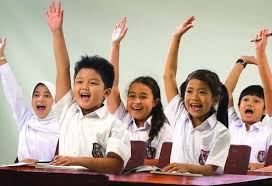Jika teman teman mau mencari 25 gambar kartun sekolah paling bagus terkait caranya gampang banget dah. Kalau Tidak Kuat Mental Jangan Masuk Pgsd Halaman All Kompasiana Com