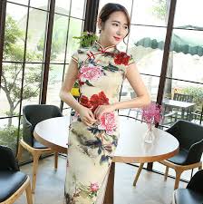 Cheongsam ialah baju panjang selesa dan anggun. Baju Tradisional Cina Qipao Baju Kostum Buatan Tangan Qipao Anak Perempuan Tradisional Qipao Cheongsam Klasik Mode Lama Buy Cina Qipao Cheongsam Pakaian Tradisional Buatan Tangan Qipao Mode Tua Cina Buatan Tangan Qipao Tradisional Pakaian