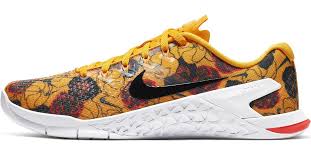 The Nike Metcon 4 Xd Premium Cross Trainer Includes Enhanced Durability Omni Directional Movement And Firm Rubber Heel For Max Stability Get Yours Zapatillas