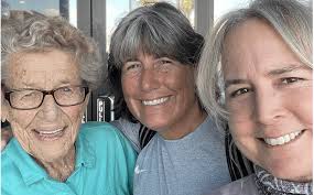 Girls Volleyball served up in 16 days: Catalina and St. David win first  state championships in 1972