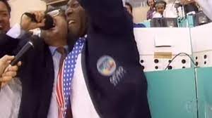 Repetir o grito de 'é tetra!' caso a seleção brasileira vença o méxico neste domingo. Ha 25 Anos Galvao Bueno Entrava Para A Historia Com Grito Que Ficou Atemporal Na Copa Do Mundo