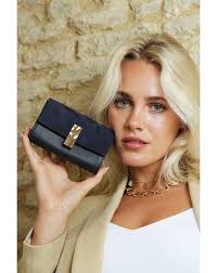 Women's Coin Purses & Wallets