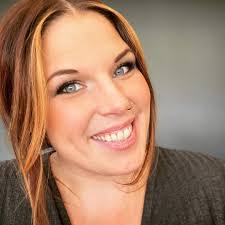 Ashley Prescott's Instagram, Twitter & Facebook