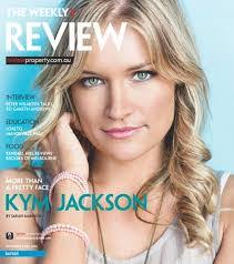 Camilla Maxwell's Instagram, Twitter & Facebook