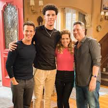 Happy New Year To All The Full And Fuller House Fans You Guys Make It All Possible Thanks For All The Love And Than Fuller House Cast Fuller House House Fan