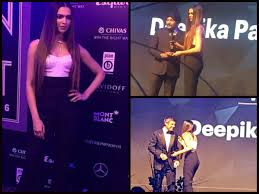 Check spelling or type a new query. Ranveer Singh Kisses Deepika Padukone At Esquire Award Deepika Padukone Ranveer Singh Spotted At An Award Event In Dubai Ranveer Deepika Filmibeat