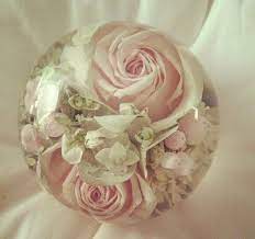 Wedding diy flower on alibaba.com when making attractive decorations that last a long time. Wedding Bouquet Preservation Resin In 2021 Resin Flowers Diy Resin Crafts Diy Wedding Bouquet