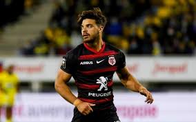 Romain ntamack (rugby player) was born on the 1st of may, 1999. Romain Ntamack