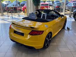 Image result for Vegas Yellow 2018 TTRS