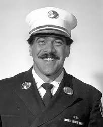 περιπλάνηση: 9-10-11 Lt. Dennis Mojica