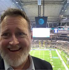 Fresh Media Works (@chrisdoelle)