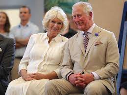 After a fight in which vincent belittles freda for what he sees as impossible musical. Prinz Charles Mit Camilla Parker Bowles Bizarres Tampon Telefonat So Skandaltrachtig Ist Ihre Ehe News De