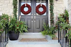 Christmas decorating ideas curb appeal. 7 Steps To Sprucing Up Your Winter Curb Appeal Better Housekeeper