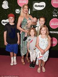 But saturday, spelling hit back with a long post to instagram detailing the bullying she says her kids have faced at school, saying they have been thru so much bullying i. Tori Spelling Brings Her Kids To Expo In La For Families Daily Mail Online