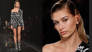 Samantha de grenet 2020 altezza (altura): Donatella Versace Riunisce Le Top Piu Belle Per Gianni Dilei