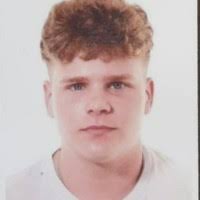 50+ perfiles de «Adrian Navas»