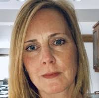 How to contact landlords Karen and Penner in Winnipeg?