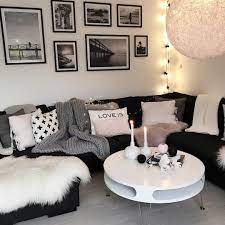 2 020 Likes 39 Comments Mykindoflike On Instagram Sitter Och Vantar Pa Sonen Som A Black Sofa Living Room Decor Purple Living Room Living Room Decor Cozy
