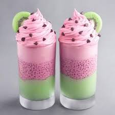 Watermelon And Kiwi Kiwimelon Watermelon Smoothies Yummy Food Dessert Cute Baking