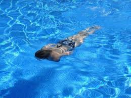 Allez A La Piscine Complexe Aquatique Les Eaux Chaudes Digne Les Bains