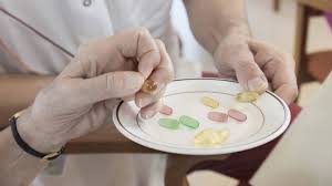 In der blutdrucktabelle werden neben den beiden angaben zum systolischen und diastolischen blutdruck auch das datum und die uhrzeit der messung festgehalten, da der blutdruck im tagesverlauf schwankt. Das Geschaft Mit Dem Alter Wenn Medikamente Zur Gefahr Werden Archiv