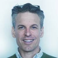 100+ perfiles de «Luckey»