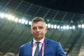 Dziennikarz polsatu na konferencji promującej nową ramówkę stacji pokazał się w towarzystwie piękną żony. Mateusz Borek Znow Skomentuje Mecz Reprezentacji To Bedzie Wielki Powrot Super Express