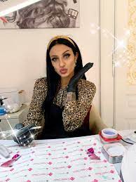Ana porgras (born 18 december 1993) is a romanian former artistic gymnast. Foto Video Ana Porgras FostÄƒ CampioanÄƒ MondialÄƒ La GimnasticÄƒ ArtisticÄƒ S A Reprofilat LucreazÄƒ Ca ManichiuristÄƒ