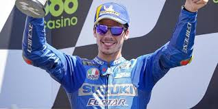 His mature style evolved from the tension between his fanciful, poetic impulse and his vision of the harshness of modern life. Oxtca G5z4l3pm