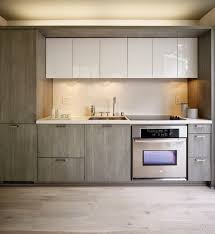 En este capítulo de fotos de cocinas modernas tenemos una estructura en l formada por muebles laminados blanco mate liso, tiradores de asa perfil aluminio plata con una encimera de cuarzo silestone. 50 Fotos De Cocinas Modernas Pequenas Llenas De Inspiracion 2018 Regalosgaby