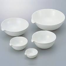 1.cawan porselen 2.kertas saring 3.kaca arloji 4.pembakar spiritus 5.kondensor 6.corong kaca.alat uang digunakan untuk memisahkan campuran air dan tepung ditunjukan oleh angka #tolong ya. Jual Cawan Porselin 150ml Evaporating Dish Porcelain Pinggan Penguap Di Lapak Shagufta Laboratory Bukalapak