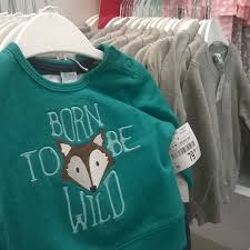 Aproveite também 10% de desconto na sua primeira compra, utilize o cupom app10! Fotos Em Lojas Renner Loja De Roupas