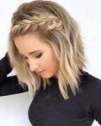50 Perfect Shoulder Length Hairstyles For Women These Trendy Hair Styles Ideas Would Gain You Amazing Compliments C Hair Waves Short Hair Updo Beach Wave Hair