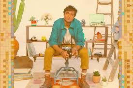 Glass animals are an english psychedelic pop band formed in oxford in 2010. The Fragile Overwhelming Power Of Glass Animals Agnes Atwood Magazine