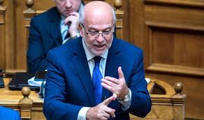 Σύγκρουση Φλωρίδη - Δικαστών για τις κρίσεις στην ηγεσία της Δικαιοσύνης:  "Η χώρα έχει ακόμα Σύνταγμα"