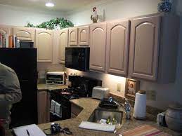 How to stain pickled cabinets ehow? What Color Walls With Pickled Oak Cabinets H E L P Hardwood Floor Countertops Paint City Data Oak Cabinets Cabinets And Countertops Kitchen Wall Colors