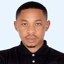 Tanzania : Watu 28 wamefariki dunia Jumamosi usiku katika ajali  iliyohusisha magari matatu ikiwamo lori katika barabara kuu ya Tanzam. Kwa  mujibu wa Mkuu wa polisi mkoani Mbeya, chanzo cha ajali kinasadikiwa