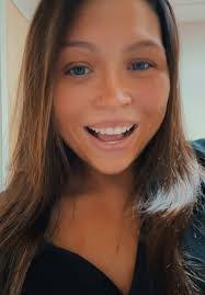 Danielle Trotter's Instagram, Twitter & Facebook