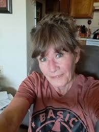 Itchy witchy. Enby witchy. With a kitty.