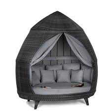 Loungebett Casbah Mit Kissen Rattan Gartenmobel Loungebett Gartensofa