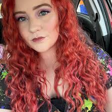 Hey I'm new to this group how do you send stars 🌟 to ppl for cards?