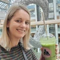 100+ perfiles de «Howlin»