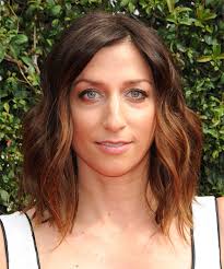 She has had her own podcast, call chelsea peretti. Chelsea Peretti Medium Wavy Brunette And Red Two Tone Hairstyle