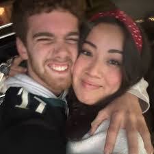 Marissa Loomis's Instagram, Twitter & Facebook