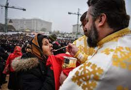 Romania construieste de cativa ani, catedrala mantuirii neamului. Ce Scrie Presa InternaÈ›ionalÄƒ Despre SfinÈ›irea Catedralei Mantuirii Neamului Stirileprotv Ro