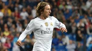 Latest on barcelona midfielder frenkie de jong including news, stats, videos, highlights and more on espn. Frenkie De Jong To Real Madrid Club Ready To Bid 80m For Ajax Star The Sportsrush