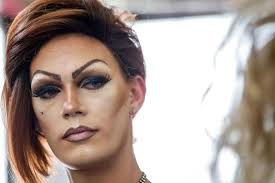 Nobody bats an eyelash' as drag queens read stories to kids at Bywater  library